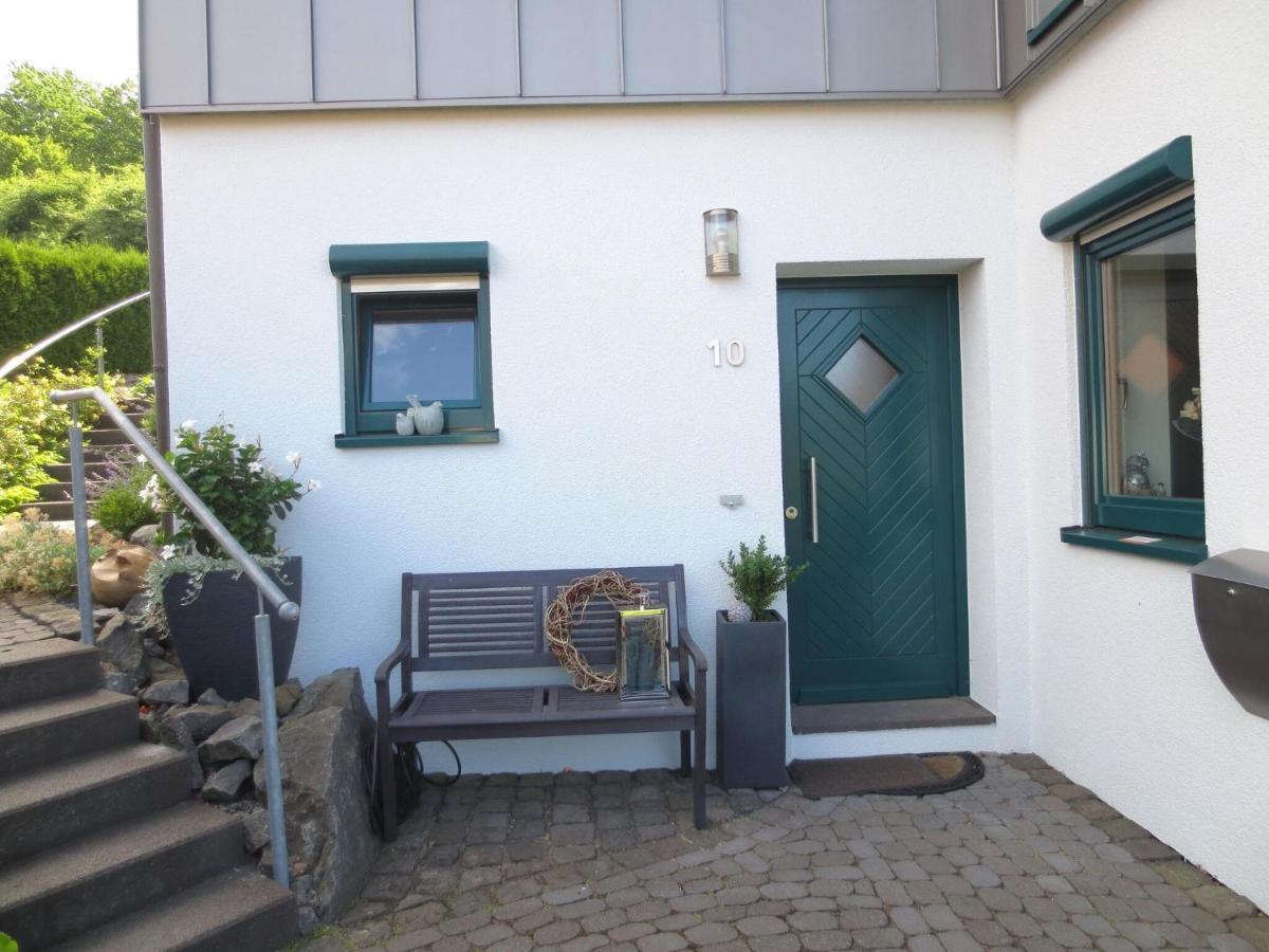 Holiday Flat With Idyllic Garden In Даун Екстериор снимка