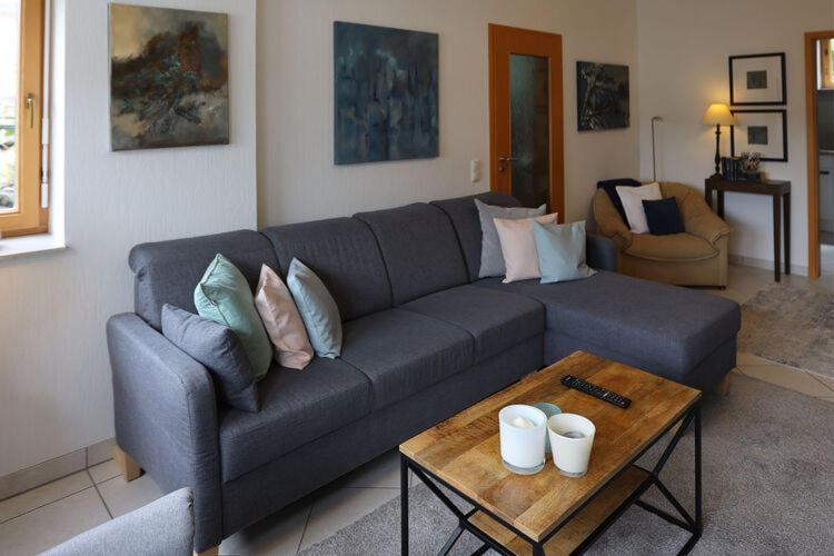 Holiday Flat With Idyllic Garden In Даун Екстериор снимка