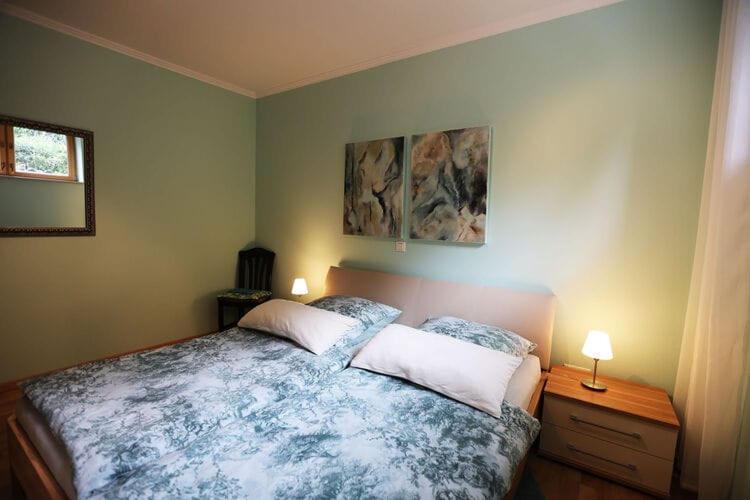 Holiday Flat With Idyllic Garden In Даун Екстериор снимка