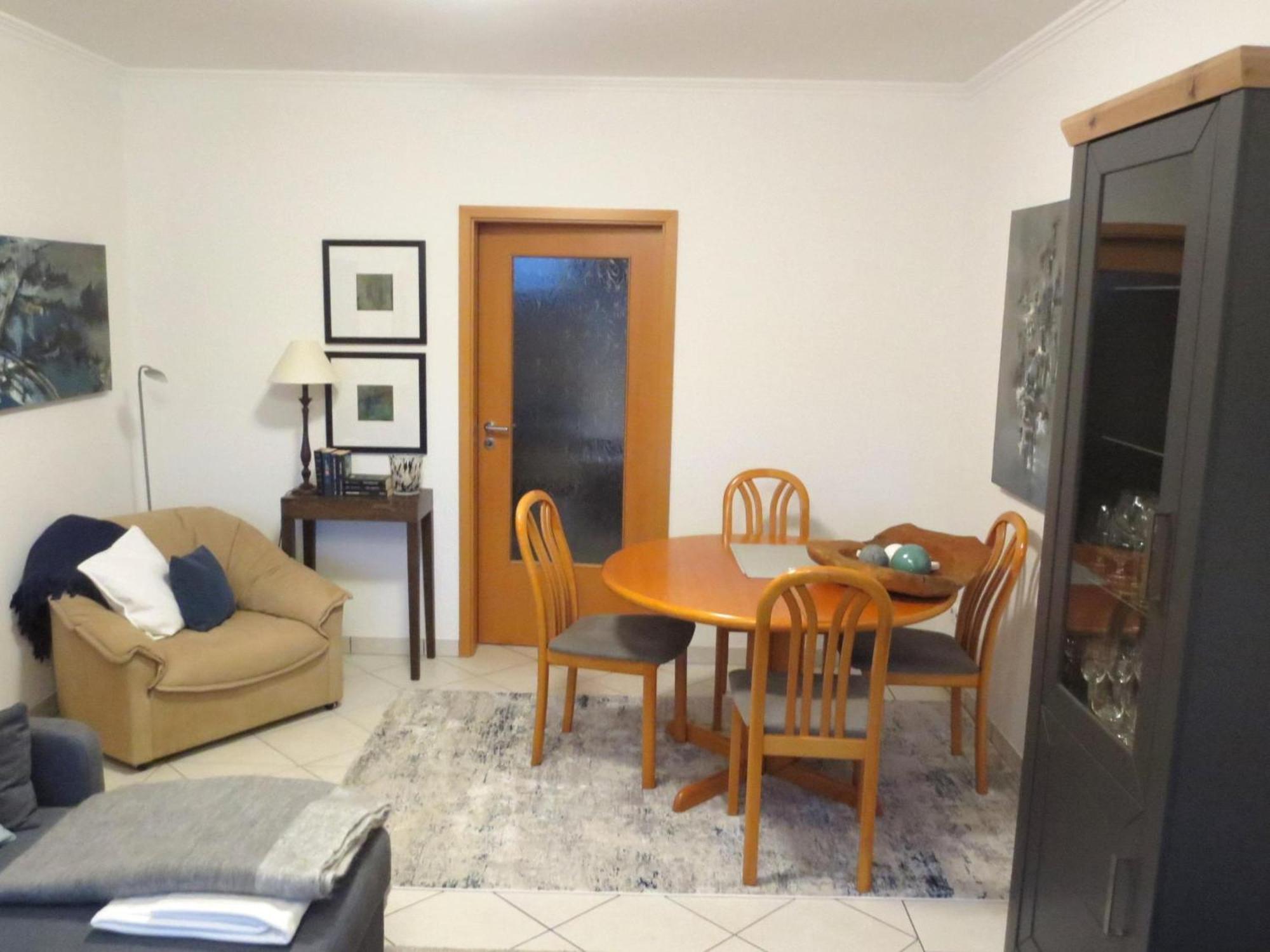 Holiday Flat With Idyllic Garden In Даун Екстериор снимка